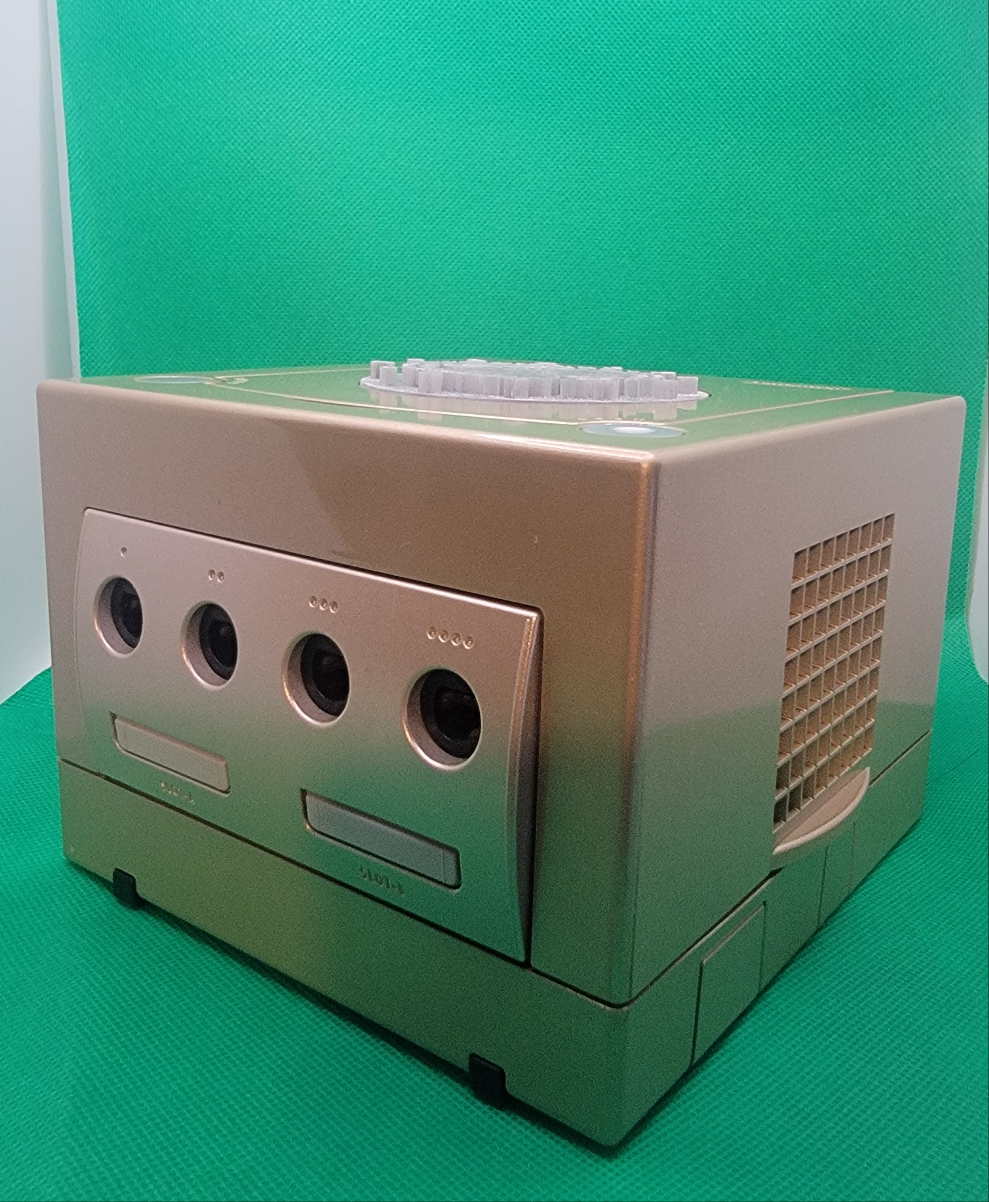 Game Guru Tribute System - Picoboot Bluetooth Gamecube - Champagne Gold (Wind Waker Edition)
